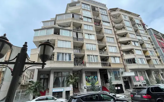 Новый жилой дом в центре города Батуми.