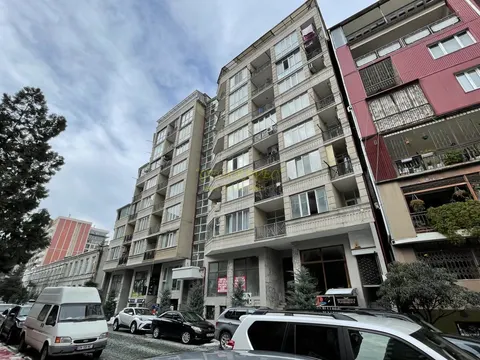 Новый жилой дом в центре города Батуми.