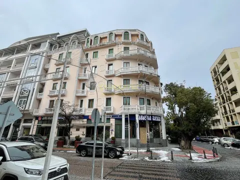Новостройка в центре старого Батуми у парка 6 мая. Квартиры у моря.