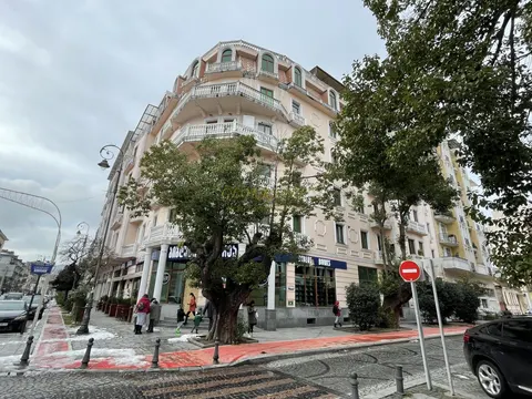 Новостройка в центре старого Батуми у парка 6 мая. Квартиры у моря.