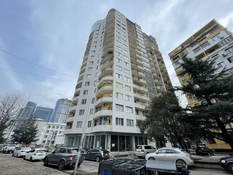 Новостройка у моря в Батуми. Квартиры в новом жилом доме у моря в Батуми.