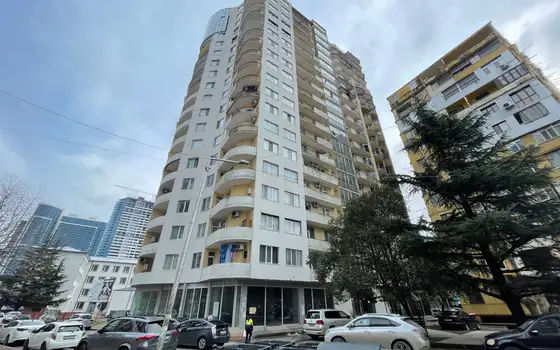 Новостройка у моря в Батуми. Квартиры в новом жилом доме у моря в Батуми.