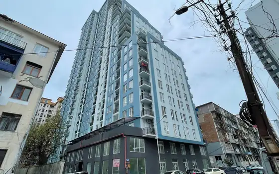 Квартиры на ул Такаишвили угол Пушкина в новом жилом доме в городе Батуми. Продаются квартиры с видом на горы и на город