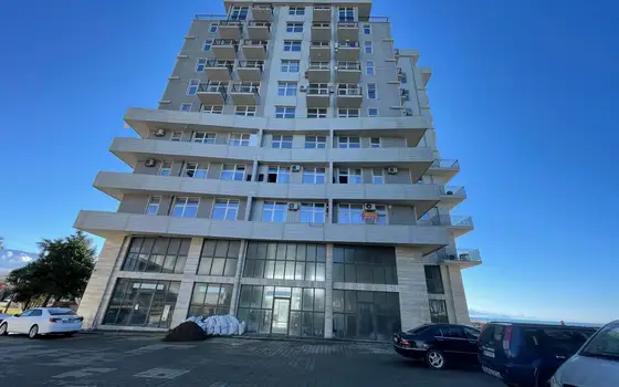 Квартиры на берегу Черного море в Кобулети. Продаются квартиры с видом на море и на горы .
