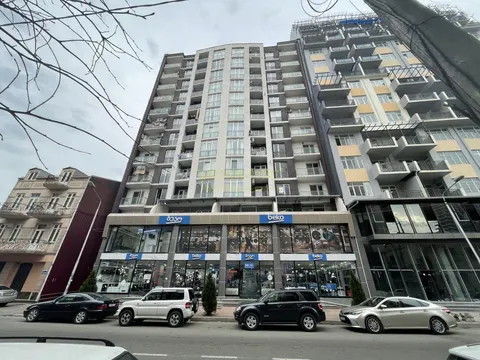Продаются квартиры в новом жилом доме на улице Меликишвили в Батуми.