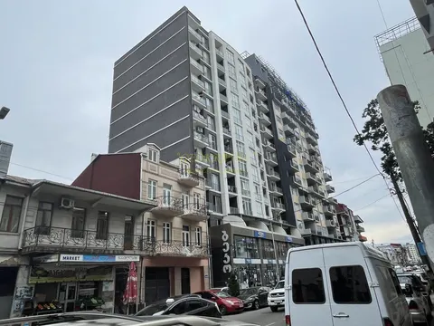 Продаются квартиры в новом жилом доме на улице Меликишвили в Батуми.