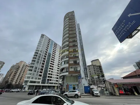 Квартиры у моря с видом на горы и на море. Продаются квартиры в новом жилом доме у моря в Батуми.