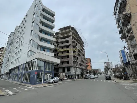 Квартиры в новом жилом доме в тихом месте города Батуми. Продаются квартиры на ул. 26 мая с видом на горы и на город.