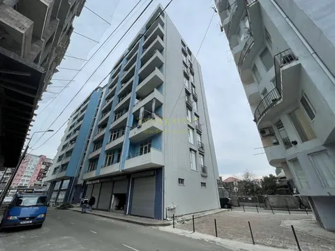 Квартиры в новом жилом доме в тихом месте города Батуми. Продаются квартиры на ул. 26 мая с видом на горы и на город.