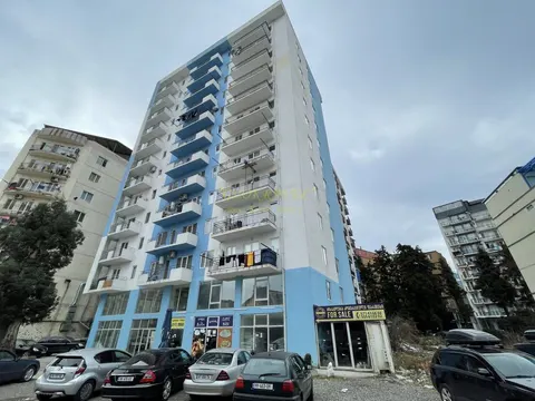 Новый жилой дом на ул ген. Аслана Абашидзе. Квартиры в новом жилом доме с видом на горы и на город Батуми.