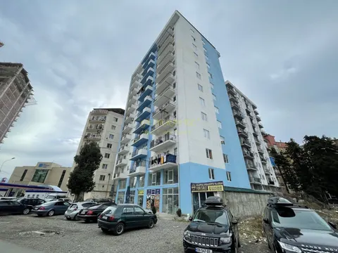 Новый жилой дом на ул ген. Аслана Абашидзе. Квартиры в новом жилом доме с видом на горы и на город Батуми.