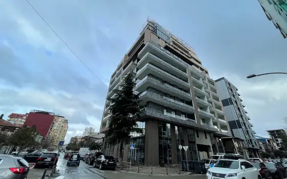 Новый жилой дом в центре города Батуми. Квартиры с видом на море и на горы.