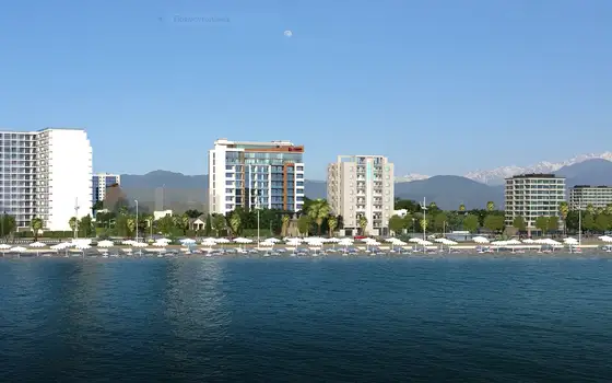 Новый жилой дом гостиничного типа у моря на Новом бульваре города Батуми. Апартаменты на ул Качинских с видом на море и