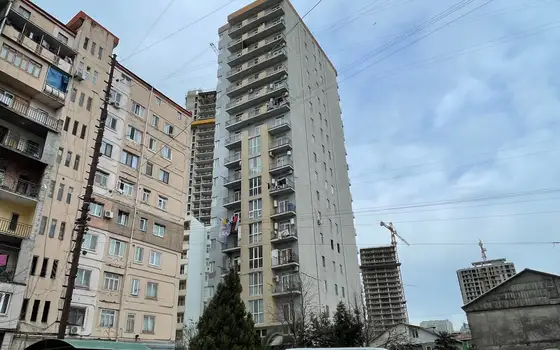 Квартиры от застройщика в новом жилом доме в Батуми. Квартиры с видом на море и на горы у футбольного стадиона в Батуми.
