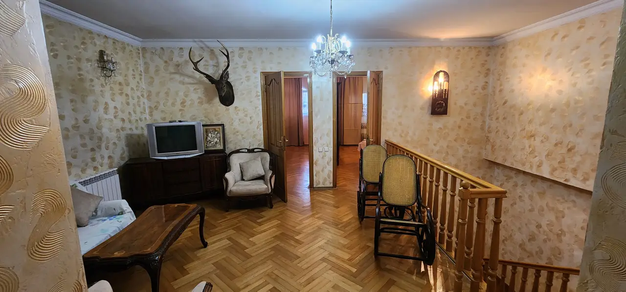 2-Bedroom Duplex Near Batumi Seafront, photo 1