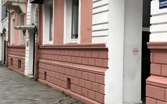 Продается коммерческое помещение в центре города Батуми.