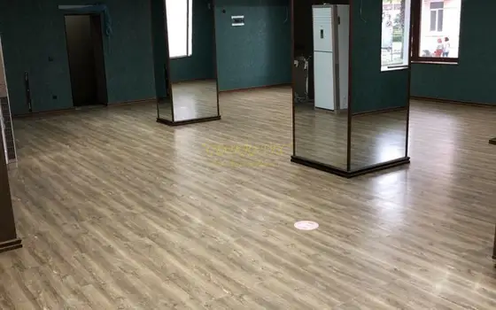 Продается коммерческое помещение в центре города Батуми. - изображение 1