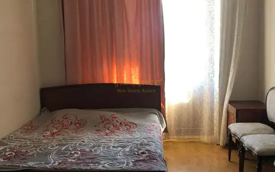 5 комнатная квартира в Чакви.