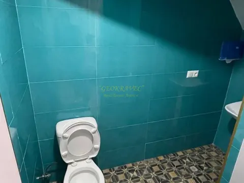 Продается действующий коммерческая площадь в городе Батуми.