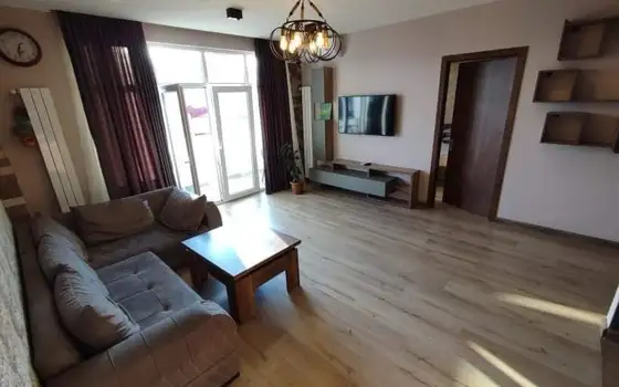 4-Room Apartment 20 Minutes from Sea, photo 12