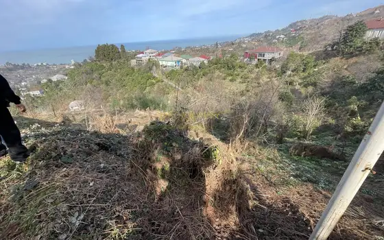 Земельный участок на продаже с видом на море и город Батуми.