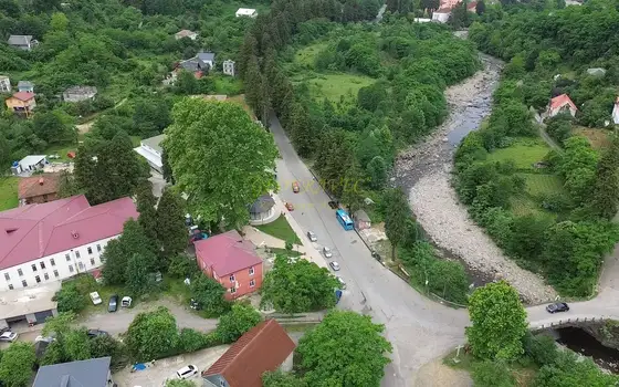 Продается земельный участок на берегу реки.