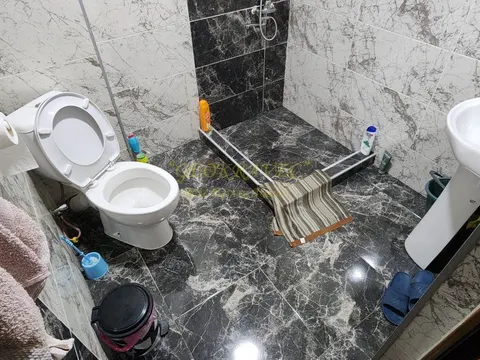 Срочно продается частный дом в старом Батуми.