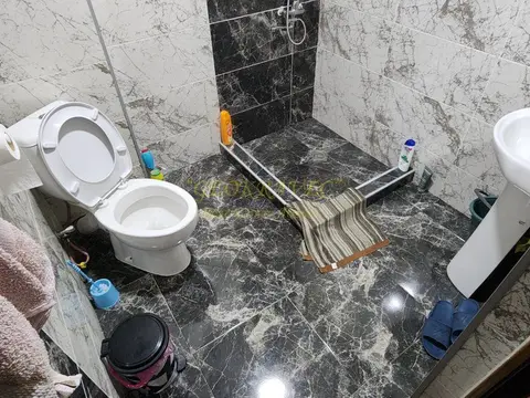 Срочно продается частный дом в старом Батуми.