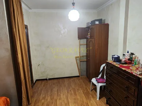 Срочно продается частный дом в старом Батуми.