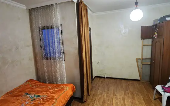 Срочно продается частный дом в старом Батуми.