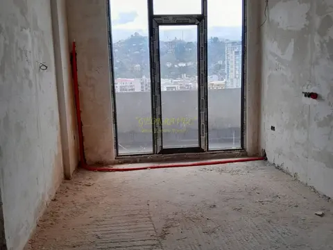 Продажа двухкомнатной квартиры в городе Батуми.