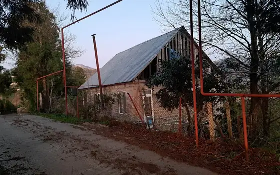 Собственный дом с видом на море и горы.