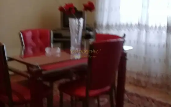 Продается трехкомнатная квартира в городе Батуми.