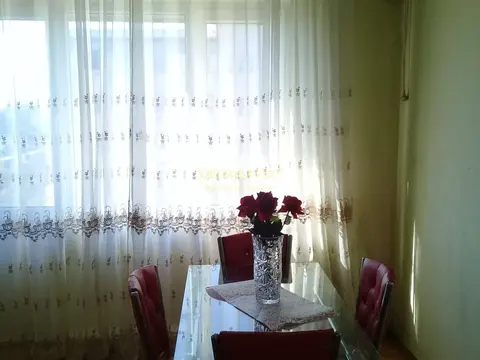 Продается трехкомнатная квартира в городе Батуми.