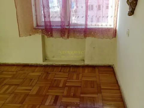 Продается трехкомнатная квартира в городе Батуми.