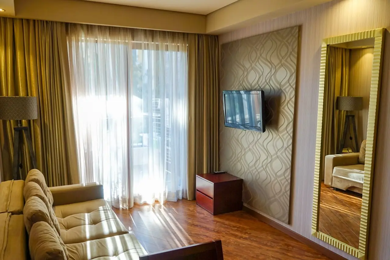 2-Bedroom Apartment in Dreamland Oasis by the Sea, photo 1