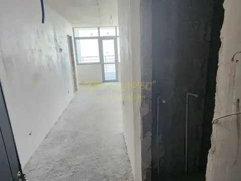 Продается трёхкомнатная квартира у моря с видом на горы и море на 26 этаже . - изображение 1