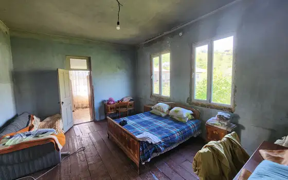 Продается собственный дом в Хелвачаурском районе.