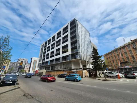 იყიდება ბინა ქალაქ ბათუმში.Продажа квартиры в городе Батуми.