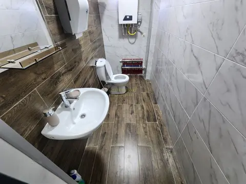 Продается коммерческое помещение в городе Батуми.