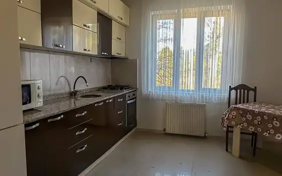 Двухэтажный частный дом в городе Батуми.