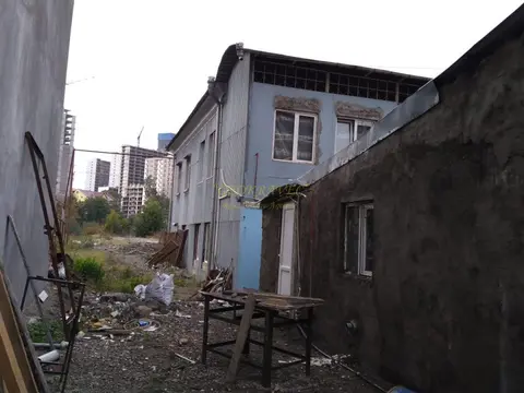 Продается инвестиционный земельный участок на аэропортовское шоссе в городе Батуми.