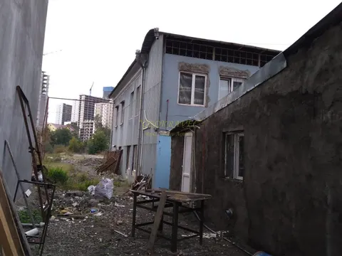 Продается инвестиционный земельный участок на аэропортовское шоссе в городе Батуми.