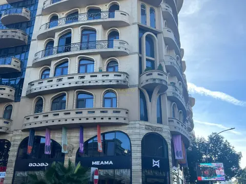 Срочно! Продается квартира в центре Батуми.