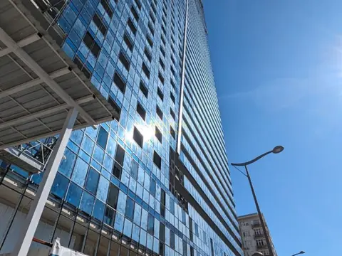 Продается квартира с видом на море и горы.