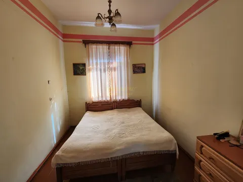 Продается двухэтажный дом в городе Кобулети.