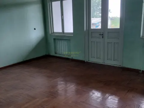 Продается двухэтажный дом в городе Кобулети.