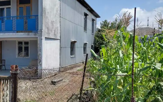 Продается двухэтажный дом в городе Кобулети.