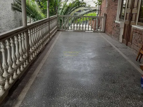 Продается двухэтажный дом в городе Поти.