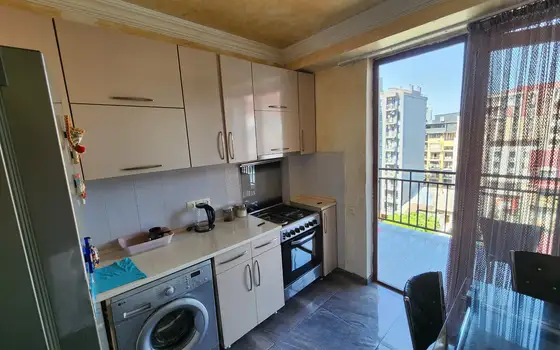 4-room apartment with sea view in Batumi, photo 12